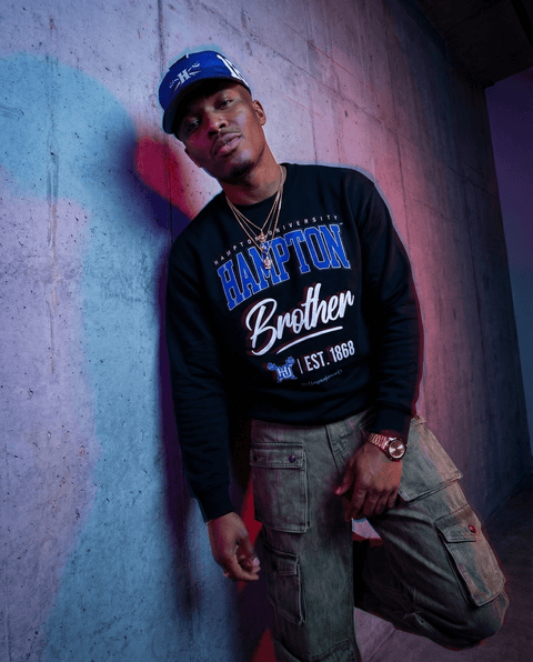 DungeonForward - The Family - Hampton University (HU) - Sweatshirt - DungeonForward